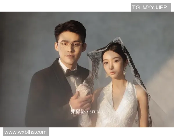 浪漫瞬间定格爱的永恒摄影婚纱，见证你我爱情故事的美丽篇章